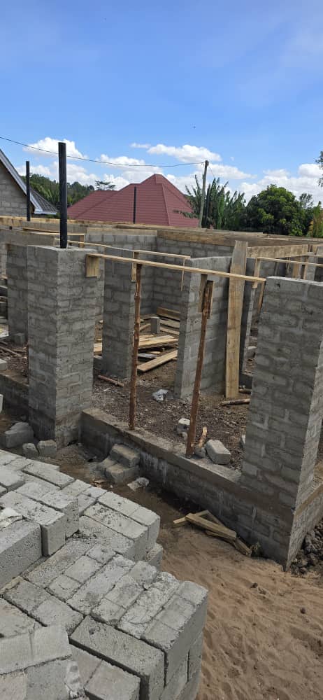 Block Wall Construction